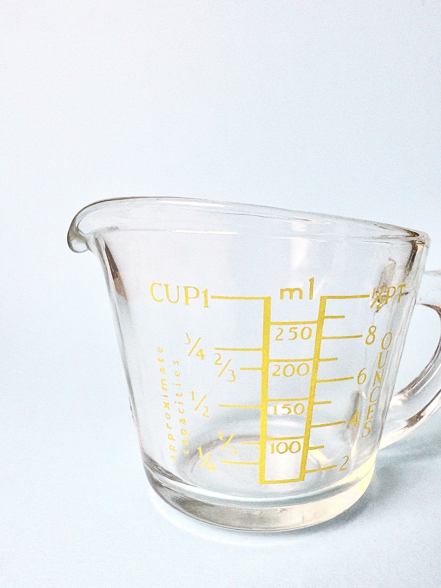 Vintage Yellow JAJ-Pyrex Measuring Cup