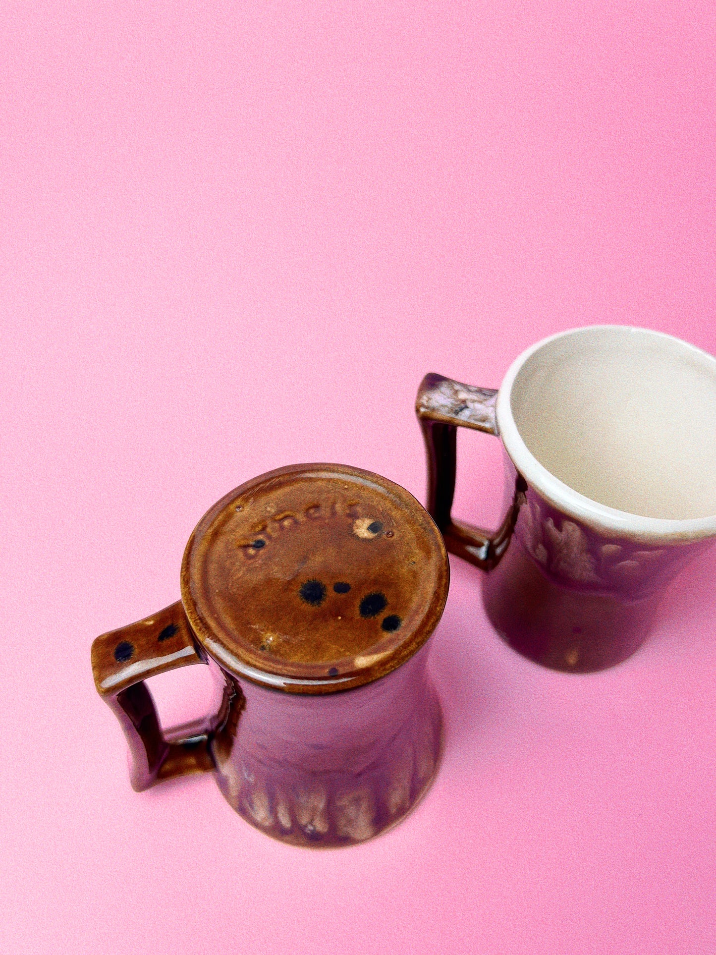 Vintage Arnel's Ceramic Glazed Mugs, Set of 2