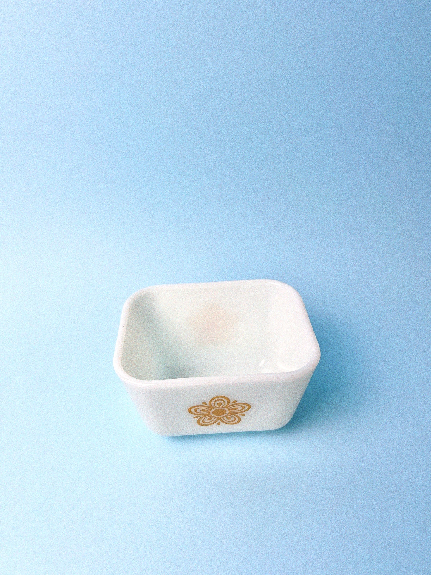 Vintage Butterfly Gold Fridgie | Pyrex - 501 B