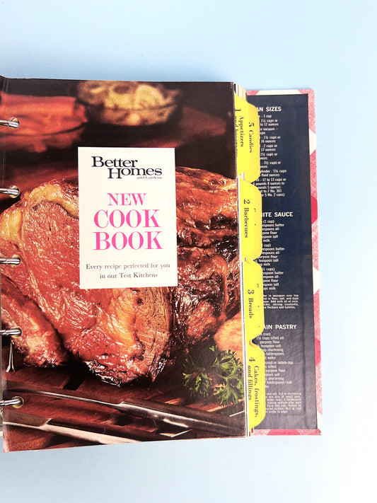Vintage Better Homes and Gardens New Cookbook | 5 Ring Binder