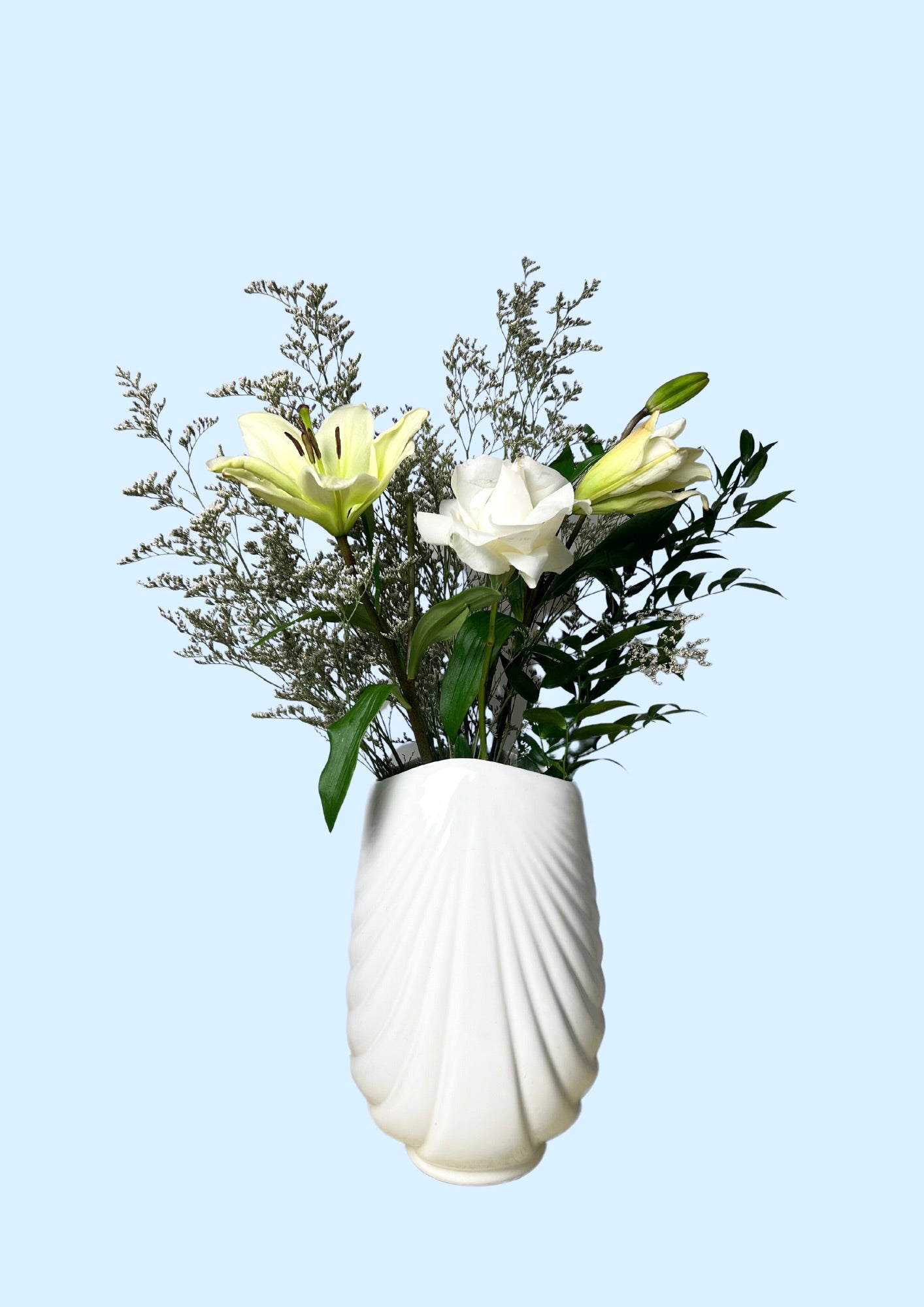 Vintage Draped Ceramic Shell | White