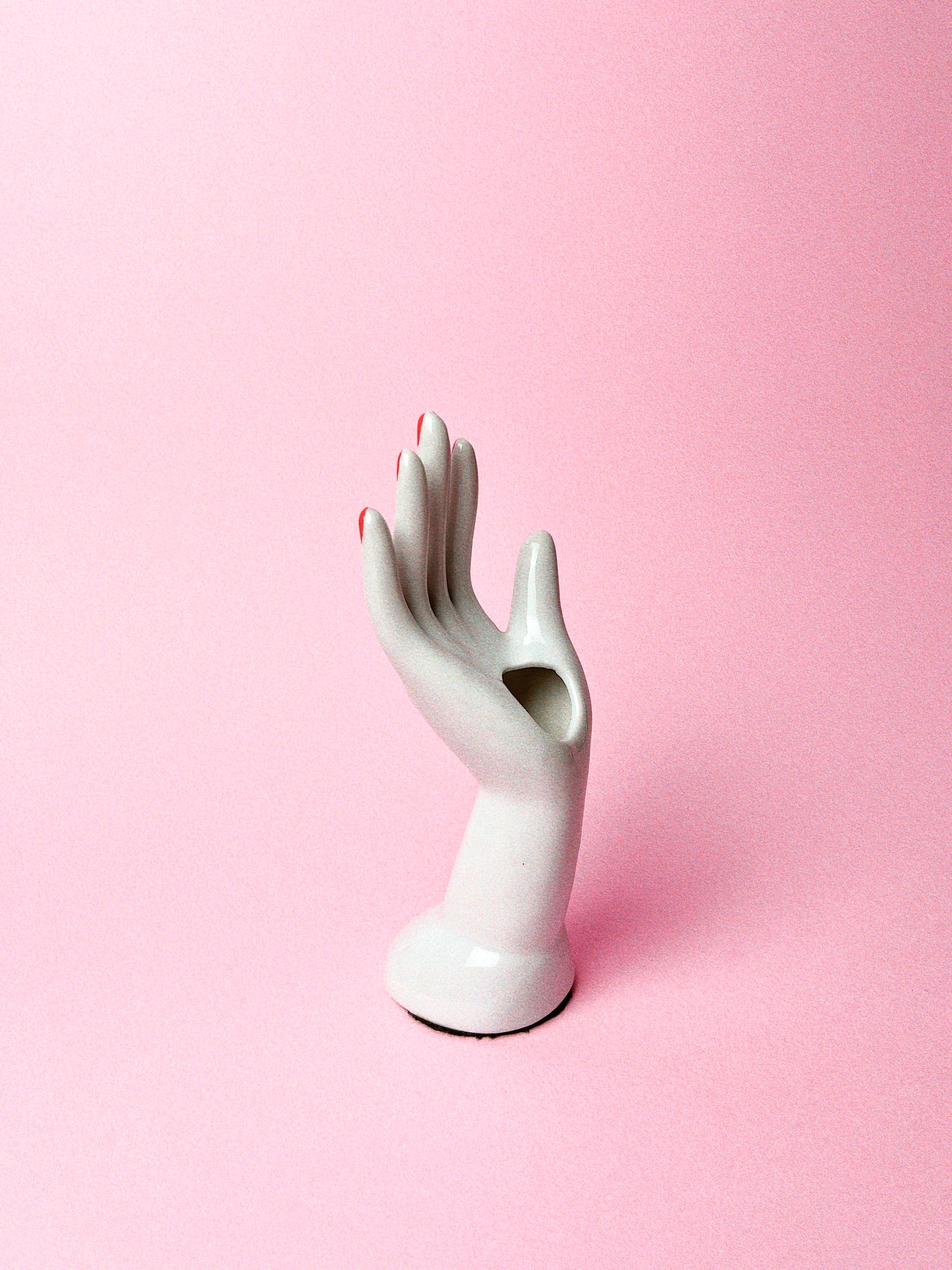 Lillian Porcelain Hand