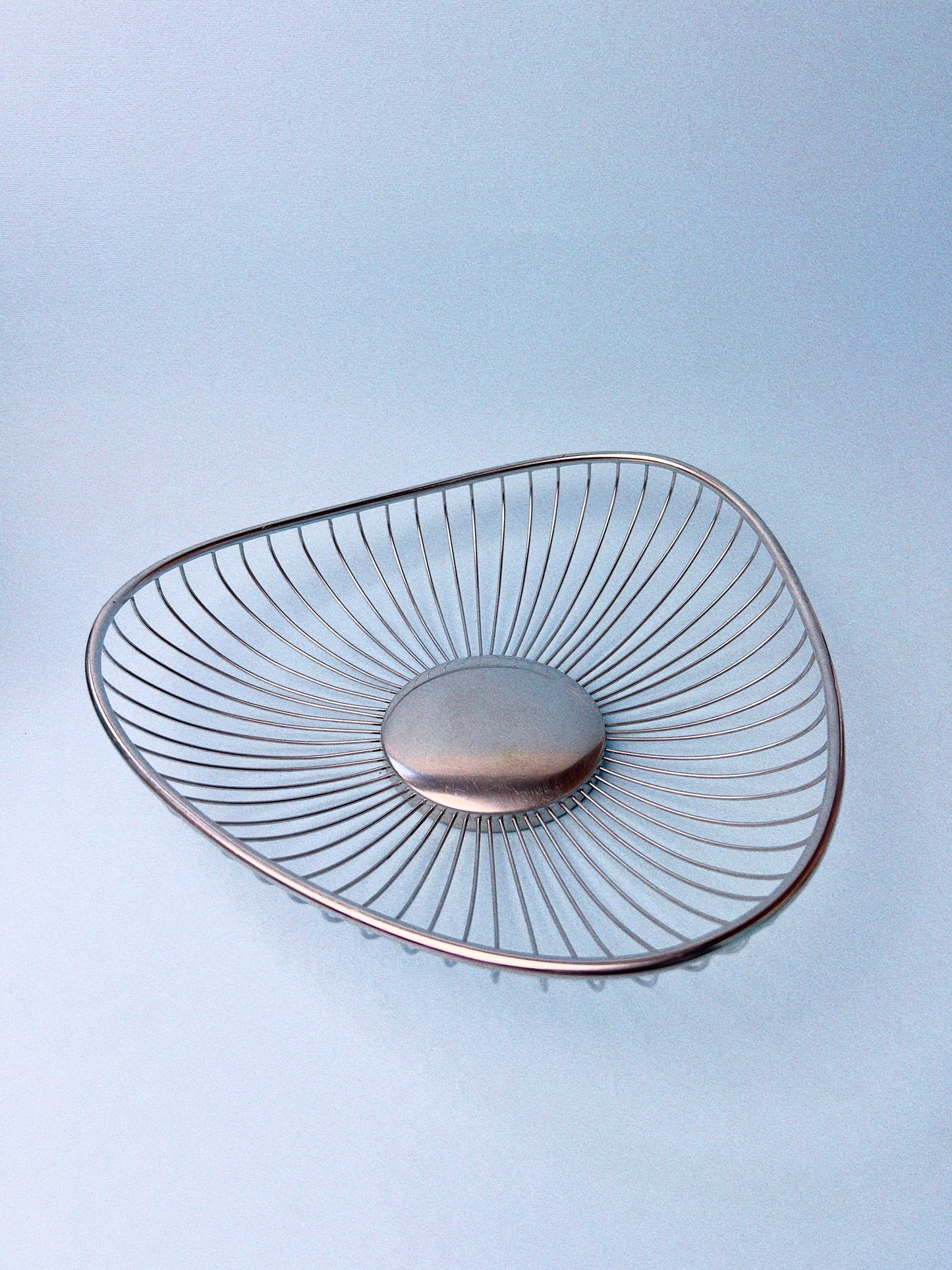 Vintage Lenard Silver Plate Wire Fruit/Bread Basket