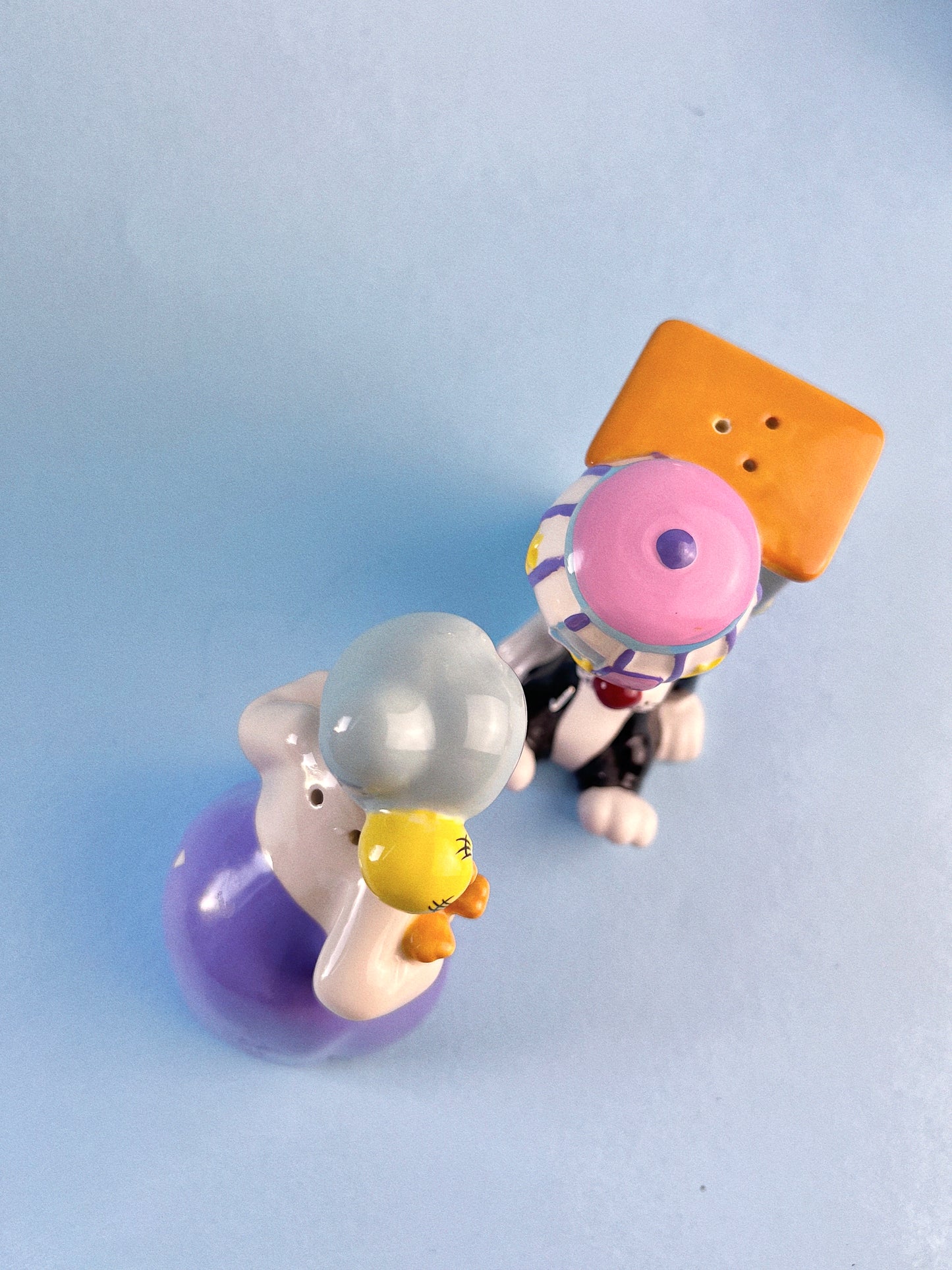 Vintage Warner Bros "Twapped" Tweety + Sylvester Salt & Pepper Shaker Set
