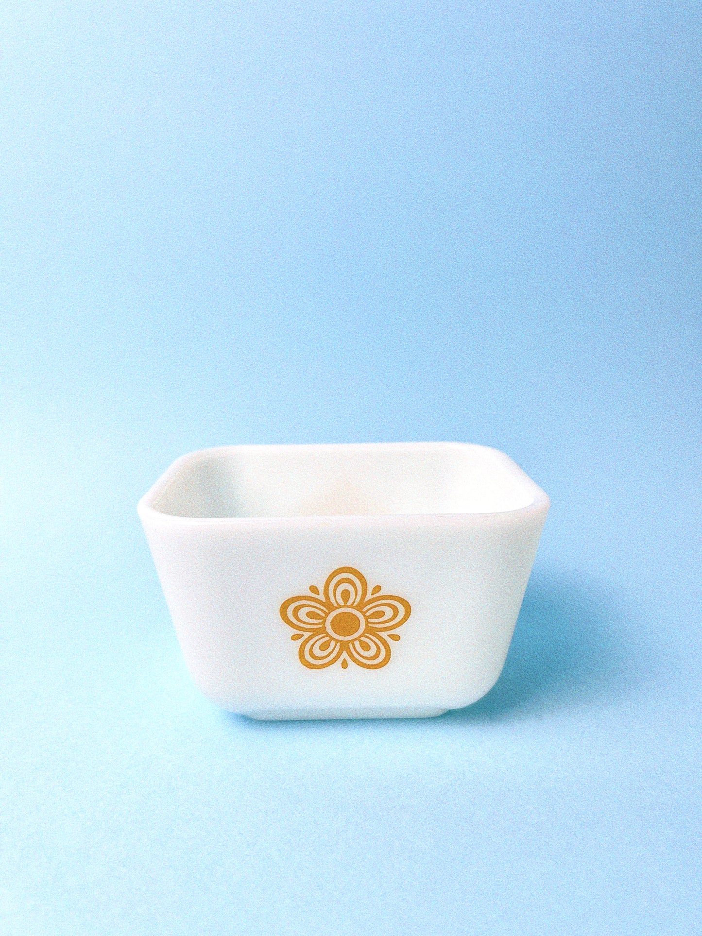 Vintage Butterfly Gold Fridgie | Pyrex - 501 B