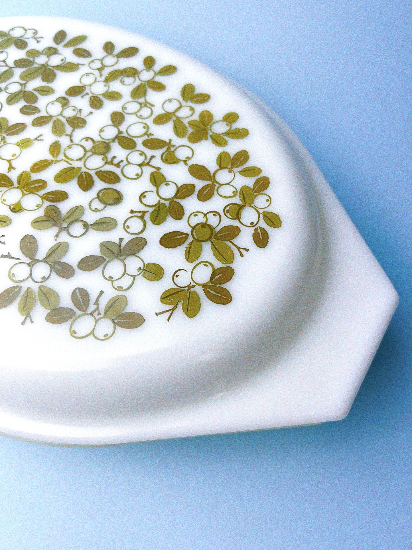 Verde Green Divided Dish