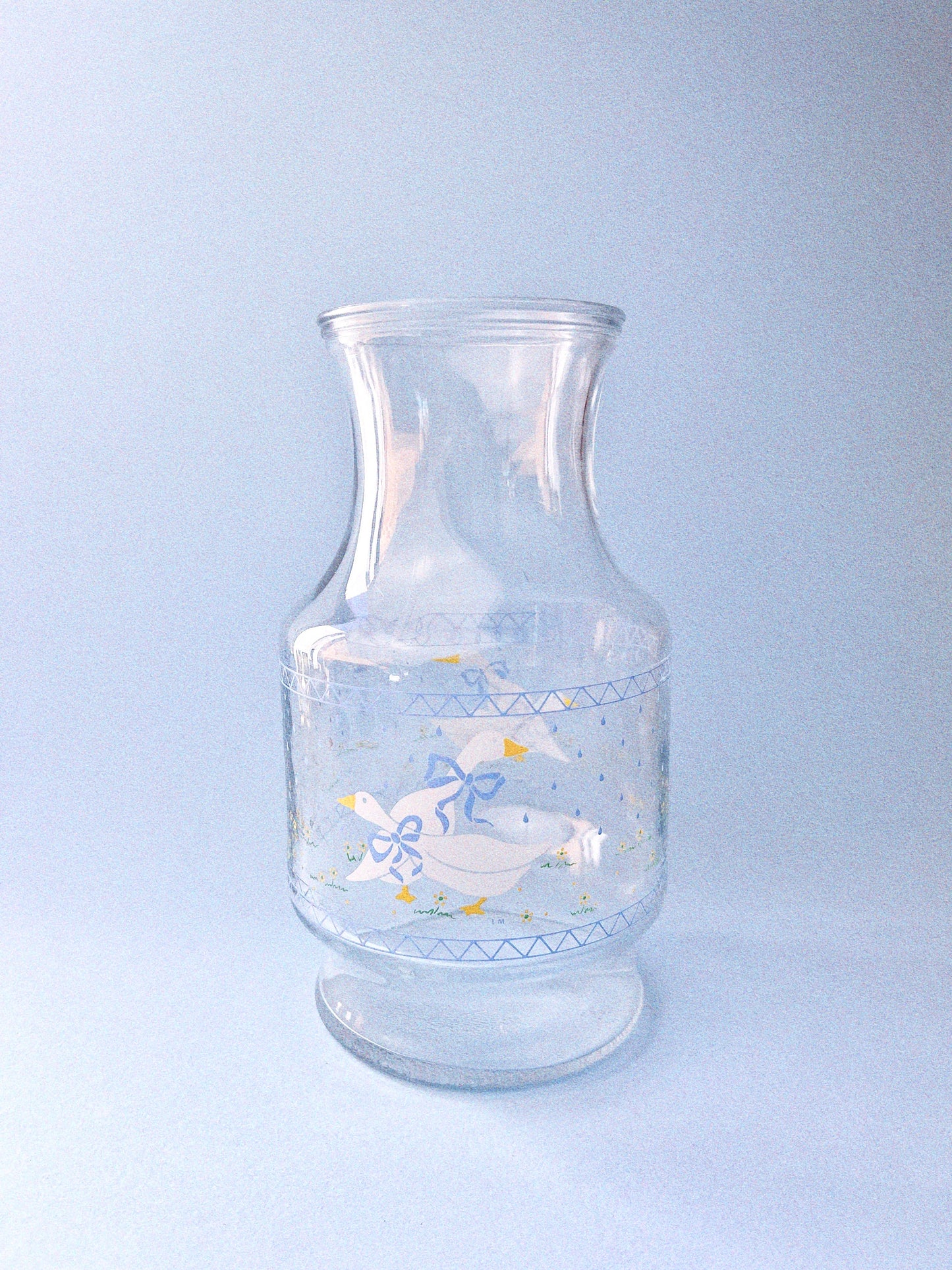 Vintage Anchor Hocking Blue Ribbon Country Geese Carafe