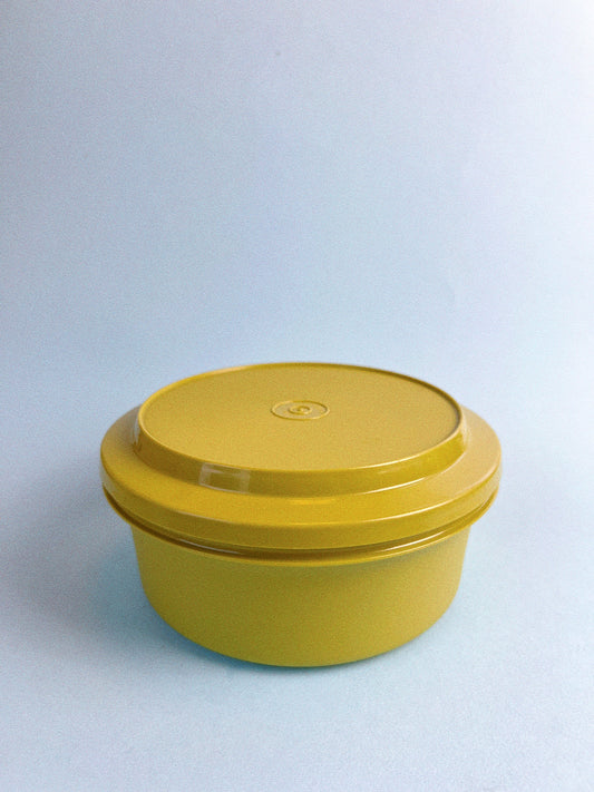 Vintage Tupperware Serve N Seal | Avocado Green - 1252