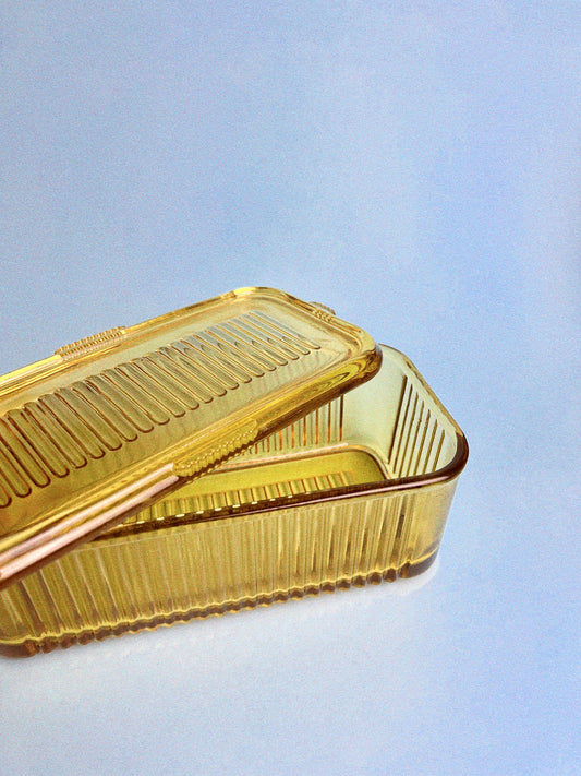 Oona Refrigerator Dish