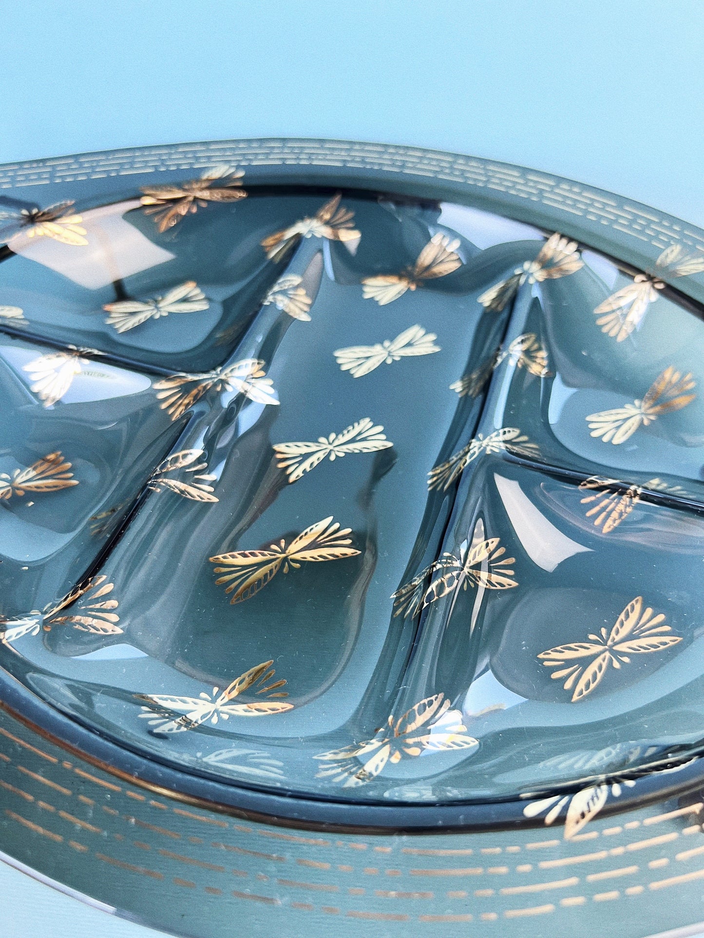 Houze Art Gold Gild Dragonfly Serving Sectioned Tray with Stand