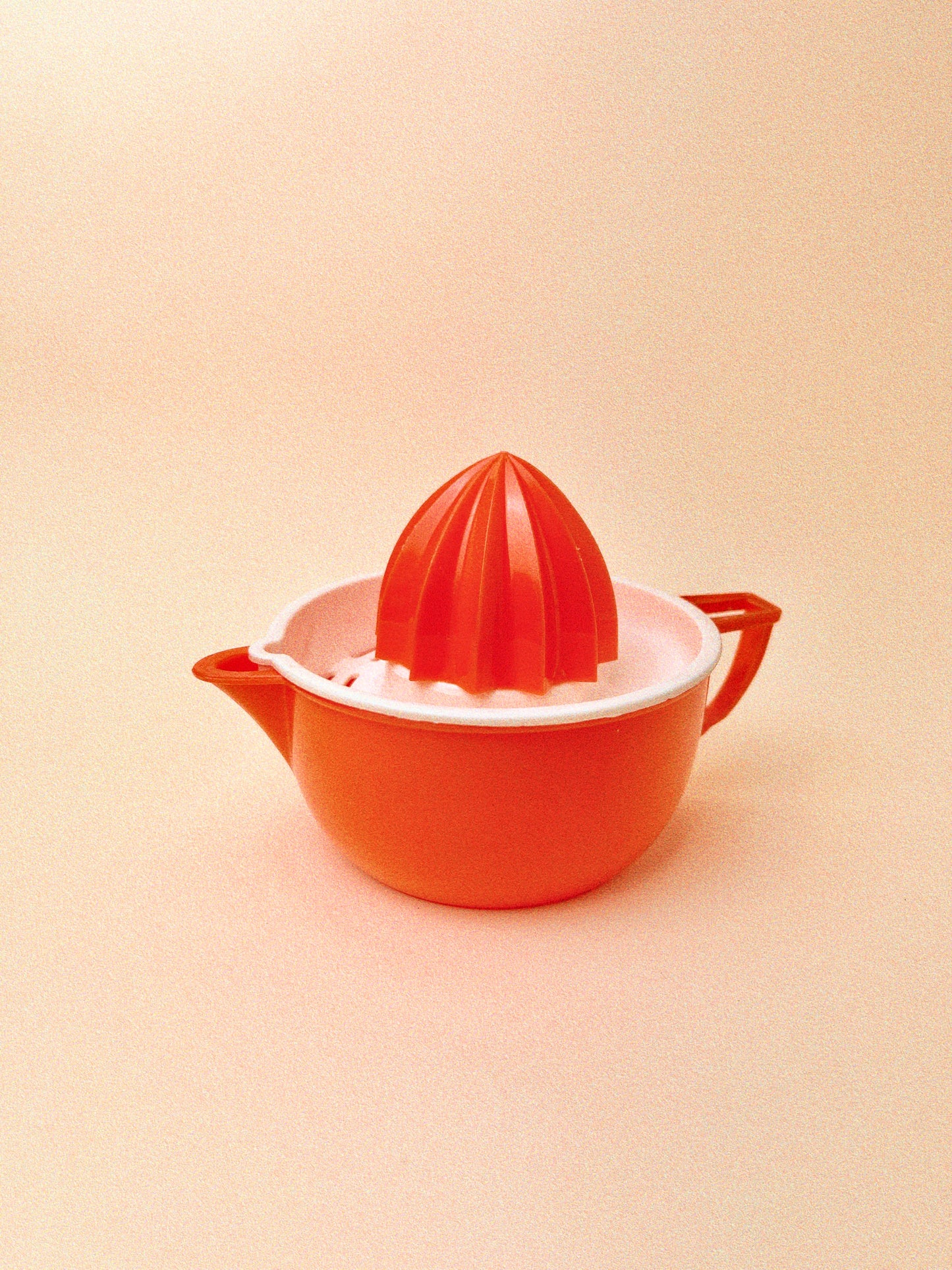 Vintage Plastic Citrus Juicer