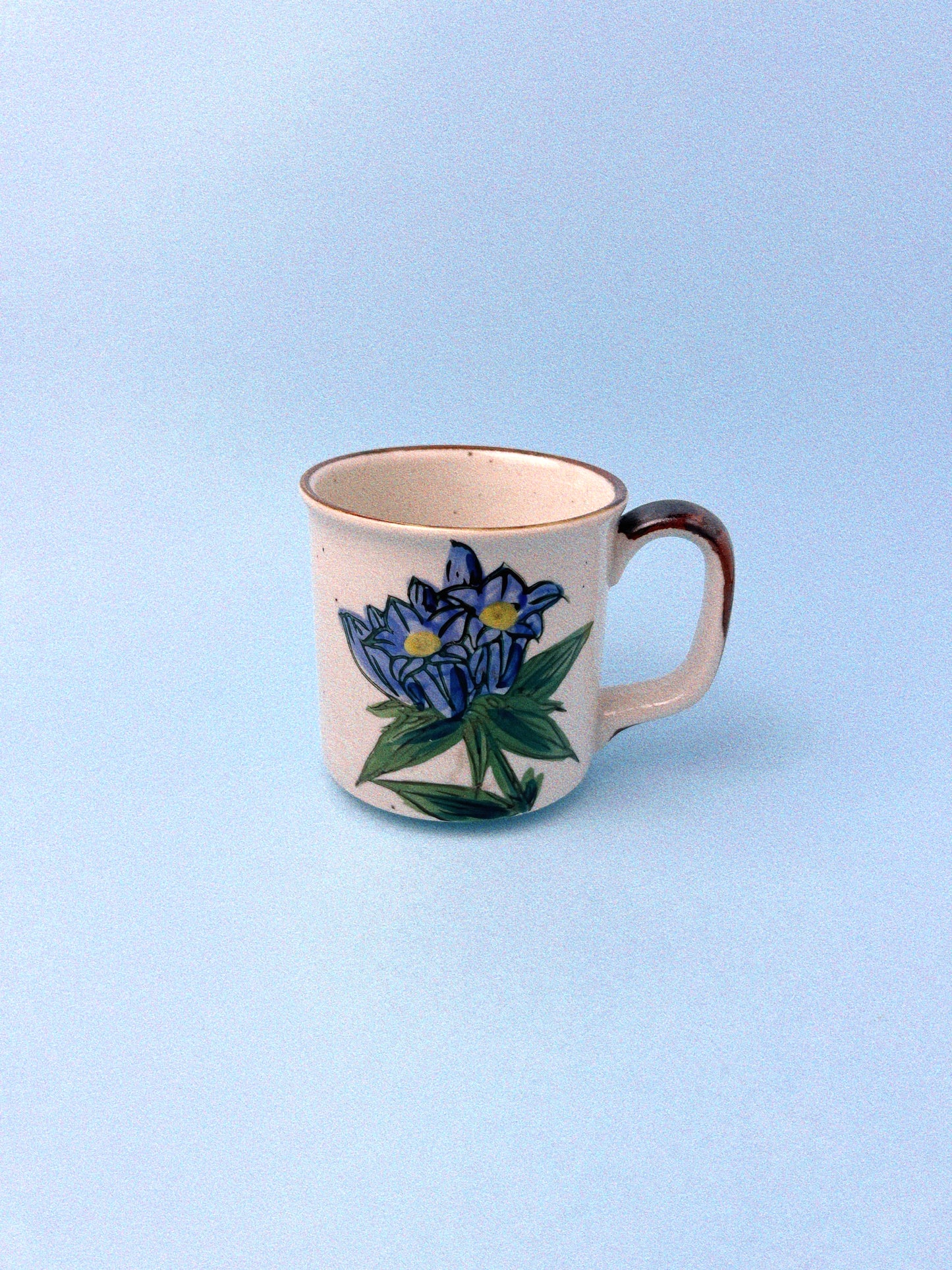 Viola Bellflower Stone Mug